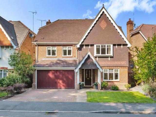House for sale in Crowthorne