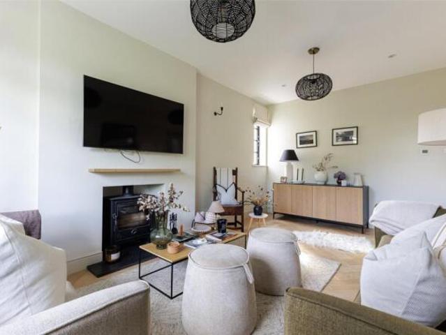 Farm for sale in Cyncoed, Cardiff