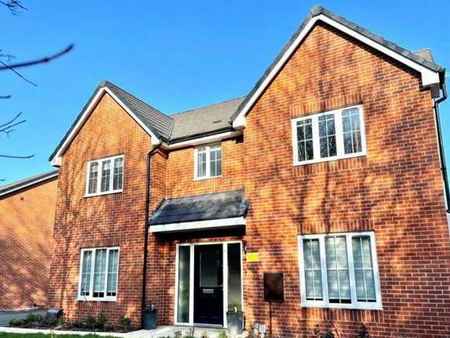 House for rent in Lyons, Greater London