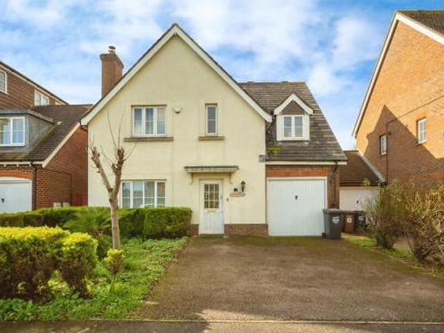 House for sale in Stone, Monks Orchard