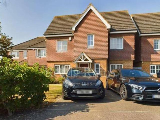 House for sale in Monks Orchard, Kent
