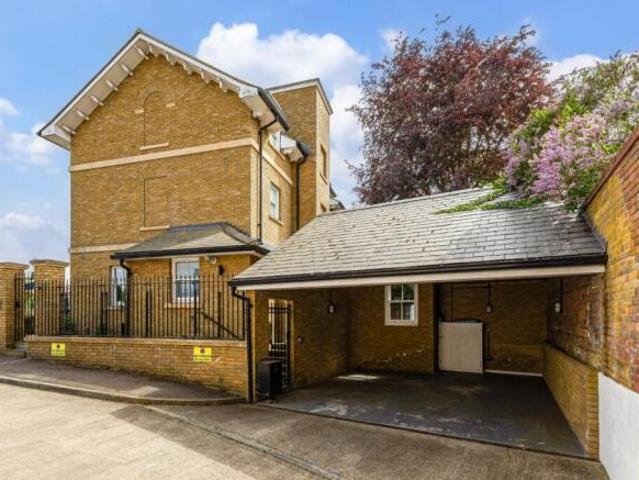 Property for sale in The Butts, Kent