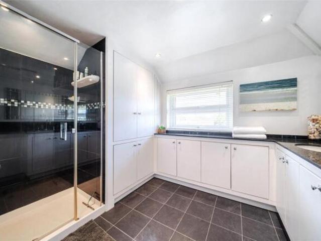 Farm for sale in Orpington, Greater London