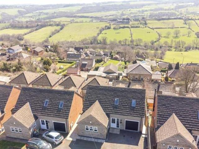 House for sale in Dewsbury, West Yorkshire