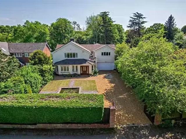 House for sale in Pulford