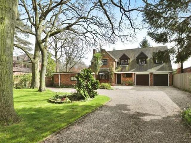 House for sale in Old Cantley, Doncaster