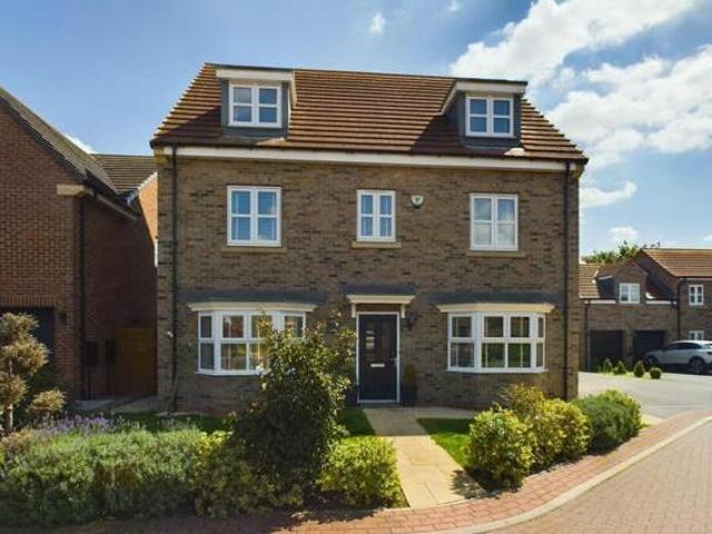 House for sale in Branton, Doncaster