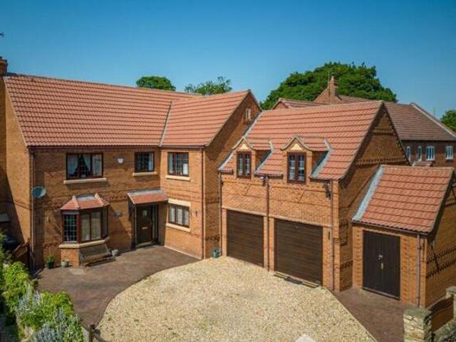 House for sale in Skellow, Doncaster