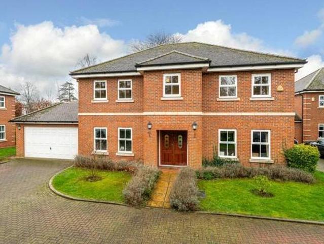 House for sale in Hertfordshire