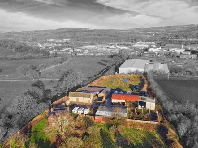 House for sale in Loundsley Green, East Midlands