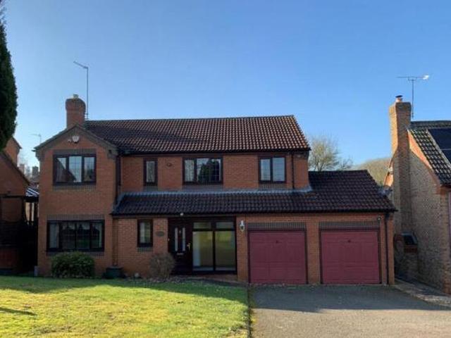 House for sale in Northampton, Northamptonshire