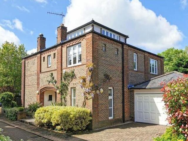 House for sale in Lyons, Greater London