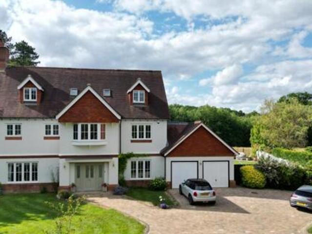 House for sale in Perryfields, West Sussex