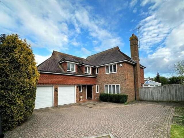 House for sale in Ratton Village, Eastbourne