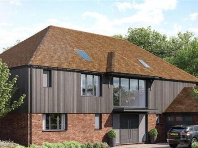 House for sale in The Butts, Kent