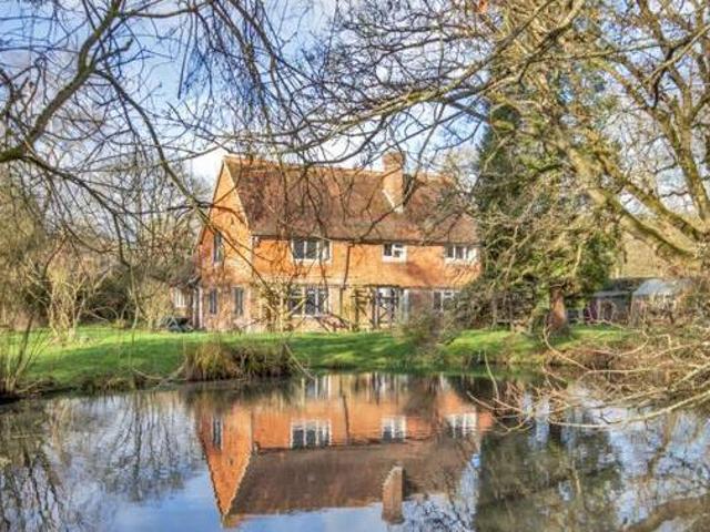 House for sale in The Butts, Kent