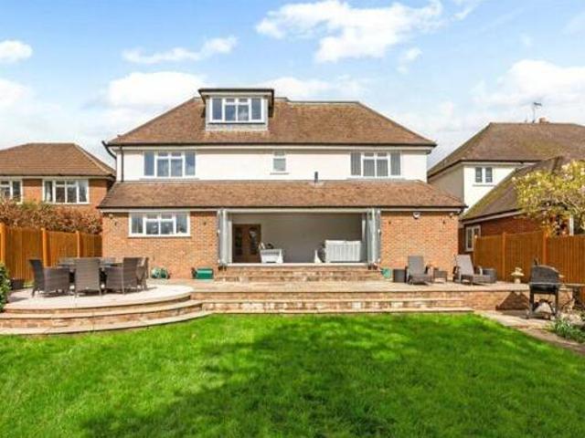House for sale in Row Town, Surrey