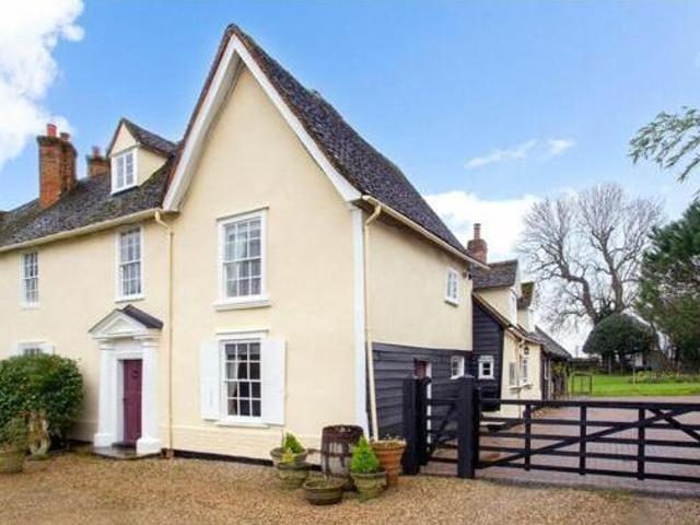 House for sale in Coopersale Street, Epping