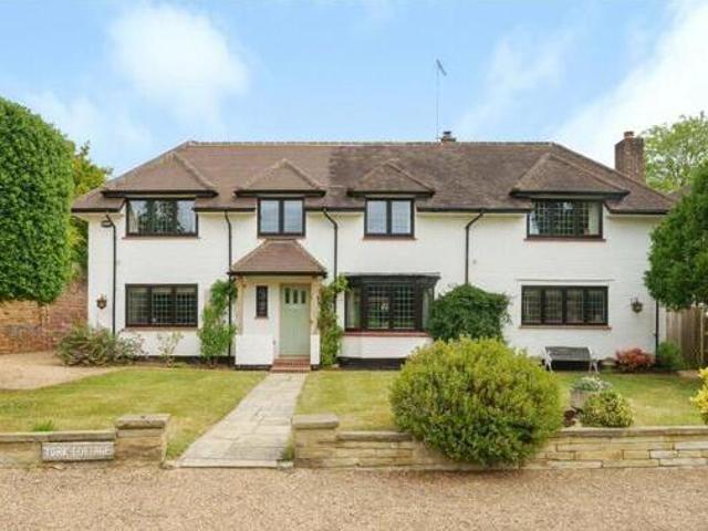 House for sale in Lower Green Esher, Blackhills