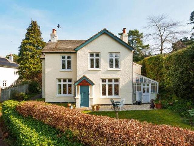 House for sale in Fole, Surrey