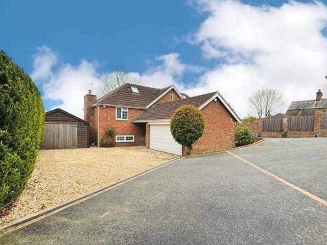 House for sale in Upper Hale, Fole