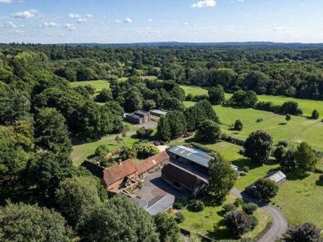 House for sale in Fole, Surrey