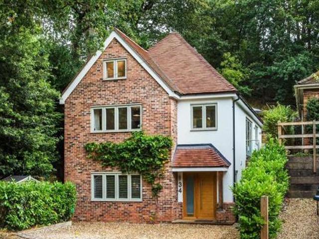 House for sale in Wrecclesham, Fole
