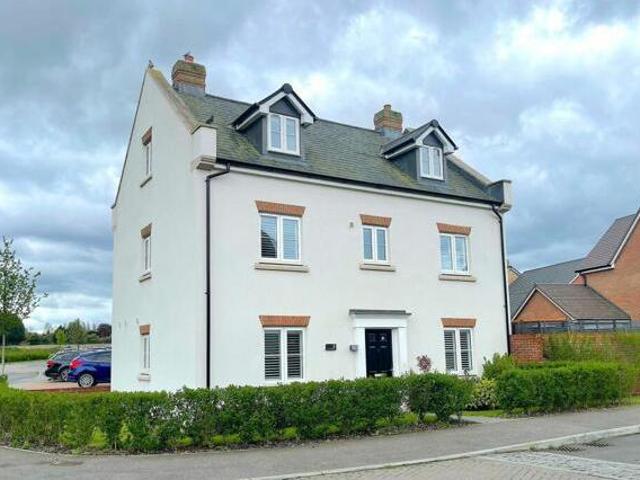 House for sale in Oad Street, Kent