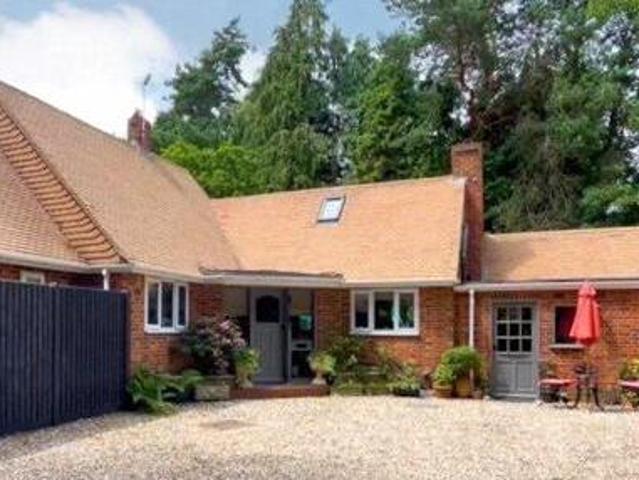House for sale in Fleet, Hart