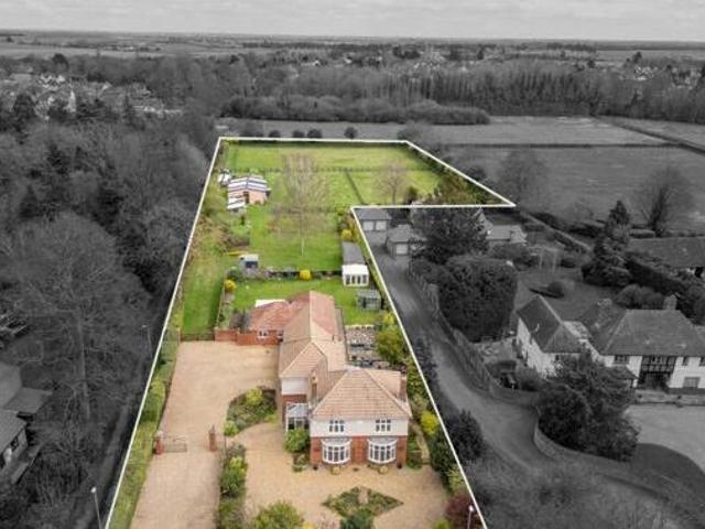 House for sale in Lyons, Greater London