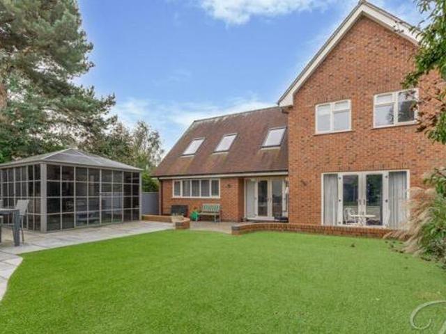House for sale in Potters Corner, East Midlands