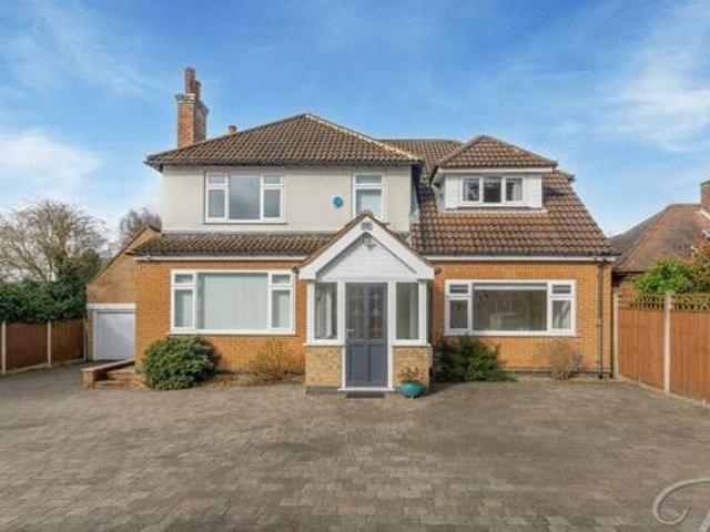 House for sale in Potters Corner, East Midlands