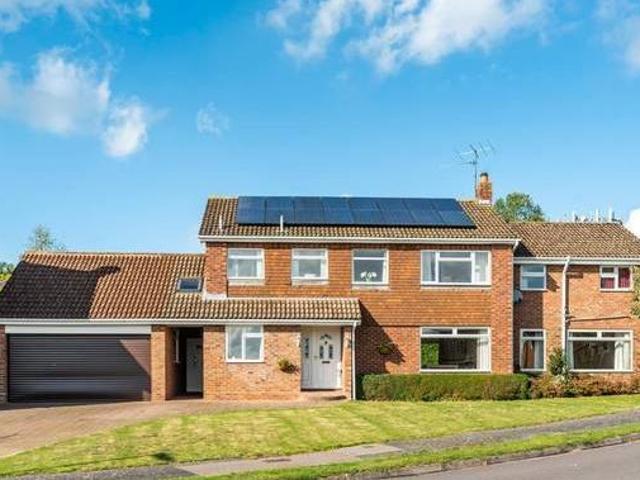 House for sale in Hampshire