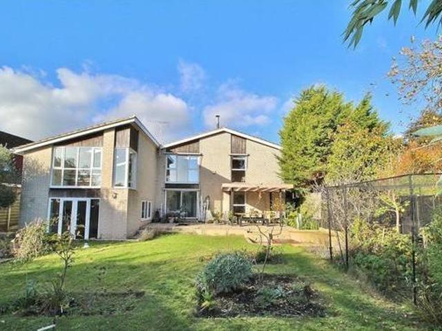 House for sale in West Sussex