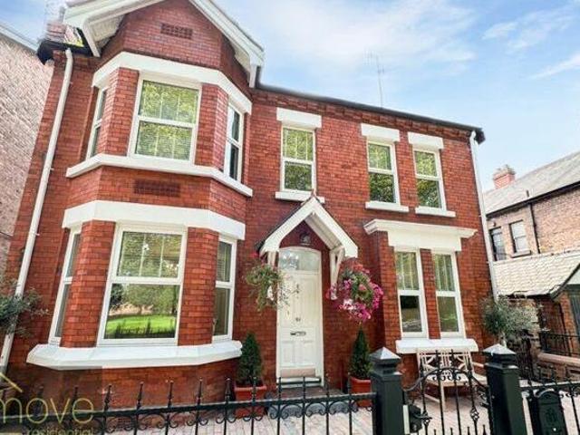 House for sale in Lyons, Greater London