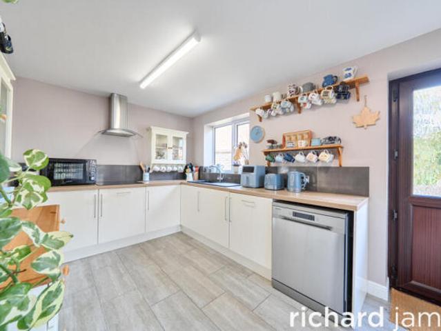 Farm for sale in Abbey Meads, Abbey Mead