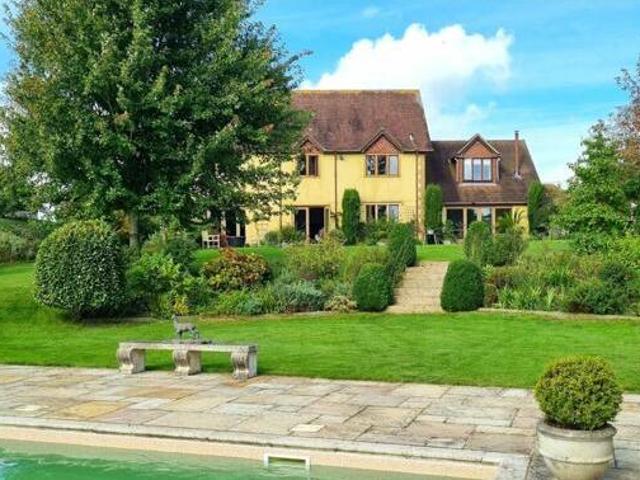 House for sale in Brompton, Gillingham
