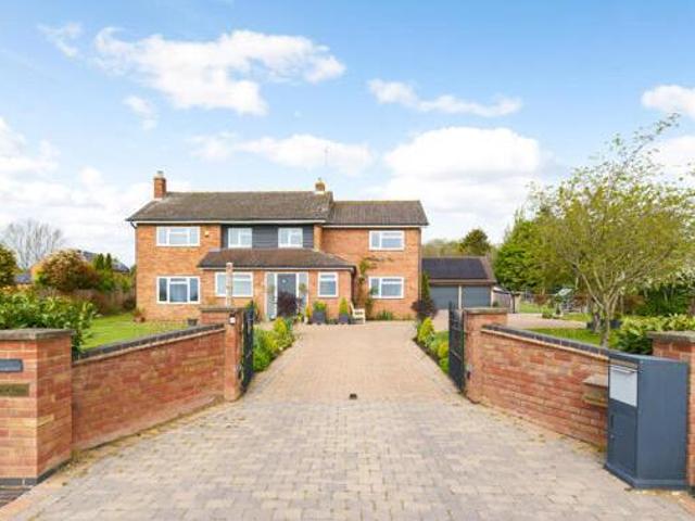 House for sale in Gloucester, Gloucestershire