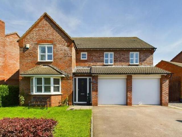 House for sale in Gloucester, Gloucestershire