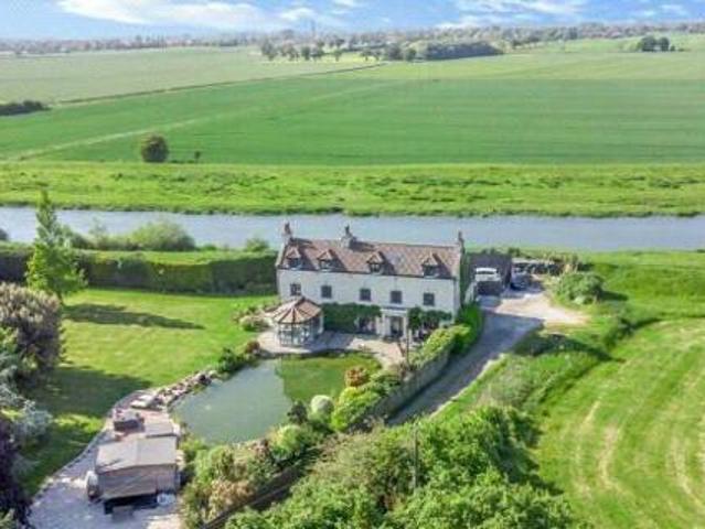 House for sale in Goole, East Riding Of Yorkshire