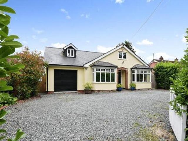 House for sale in Chipping Hill, Essex
