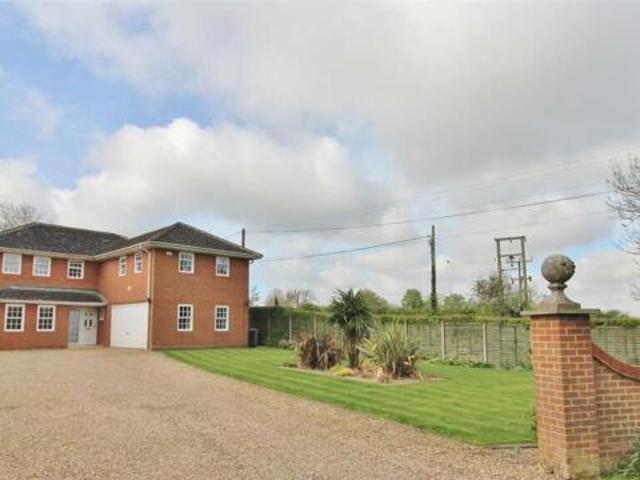 House for sale in Grantham, South Kesteven