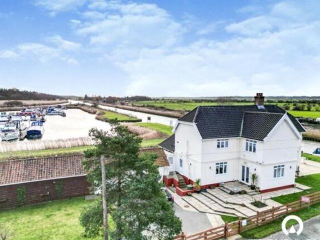 House for sale in Stokesby, Norfolk