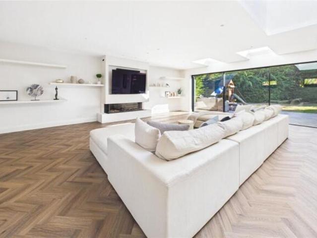 Farm for sale in Kintbury, West Berkshire