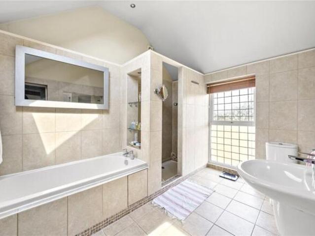 Farm for sale in High Field, York