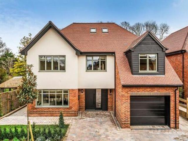House for sale in Guildford, Surrey