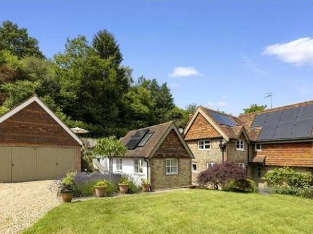 House for sale in Smoky Hole, Guildford