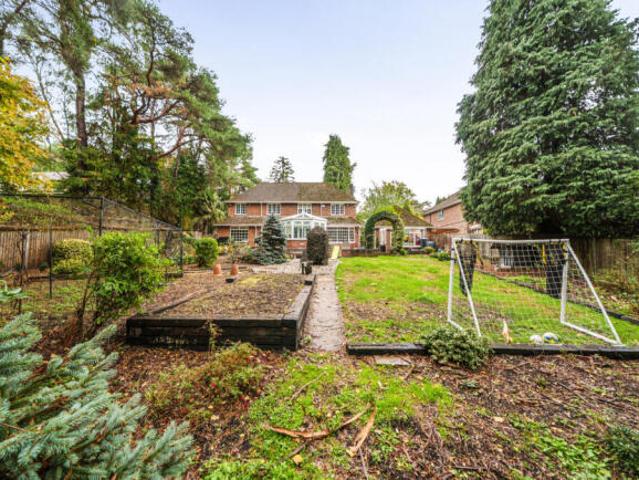 Farm for sale in Chilworth Old Village, Test Valley