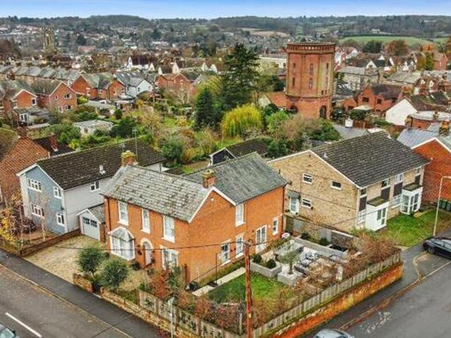 House for sale in Chipping Hill, Essex