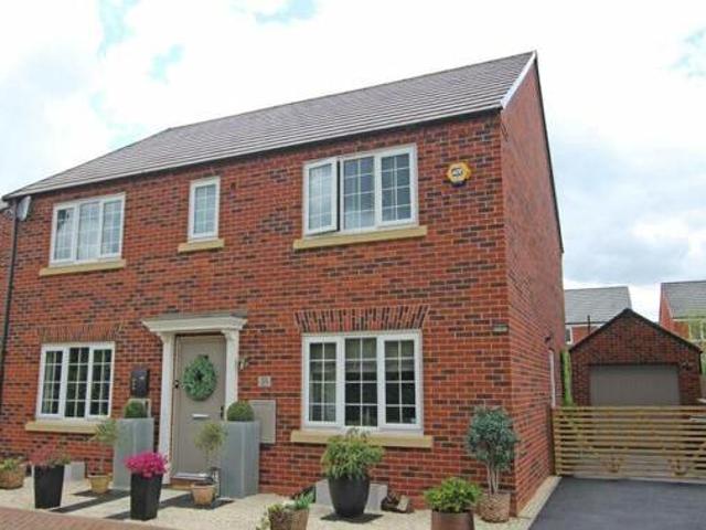House for sale in Hampton Green, Cambridgeshire